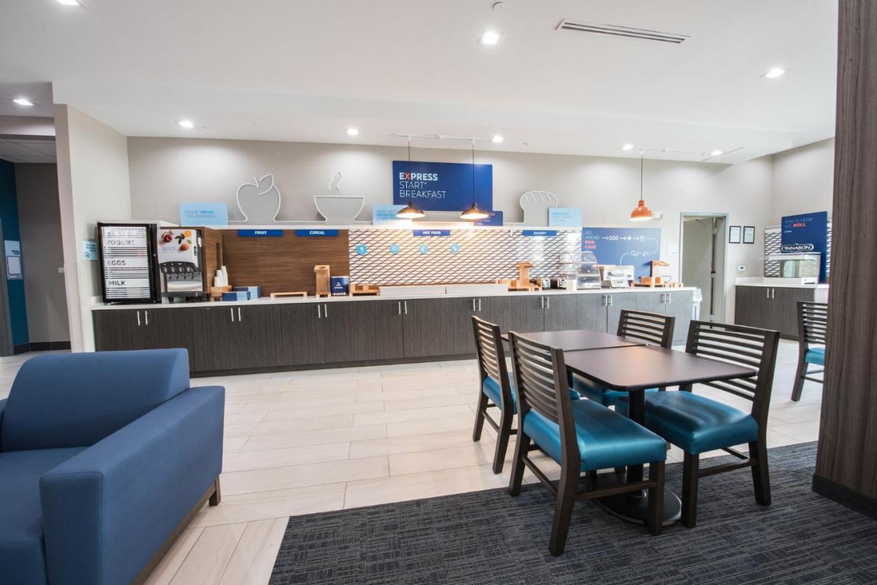 Holiday Inn Express & Suites Houston - Hobby Airport Area By Ihg Экстерьер фото