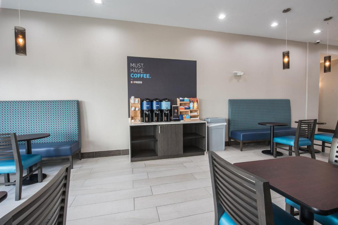 Holiday Inn Express & Suites Houston - Hobby Airport Area By Ihg Экстерьер фото