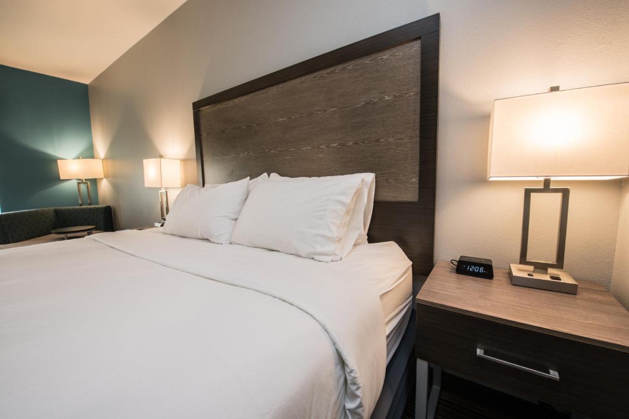 Holiday Inn Express & Suites Houston - Hobby Airport Area By Ihg Экстерьер фото
